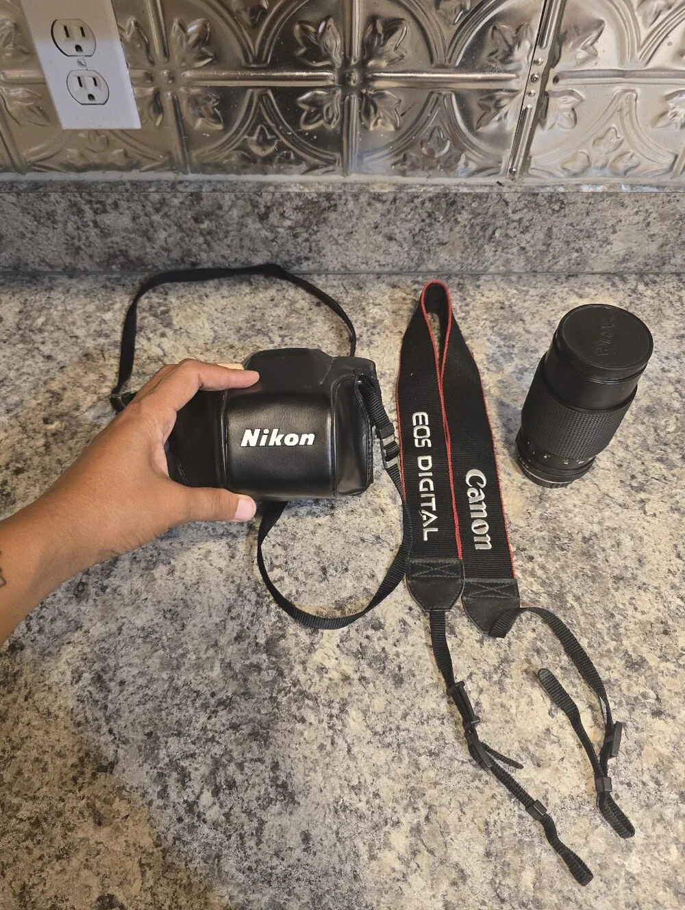 Nikon N2020 35mm Black Camera Lot (Case/Canon Strap Lenses Nikkor/Vivitar)
